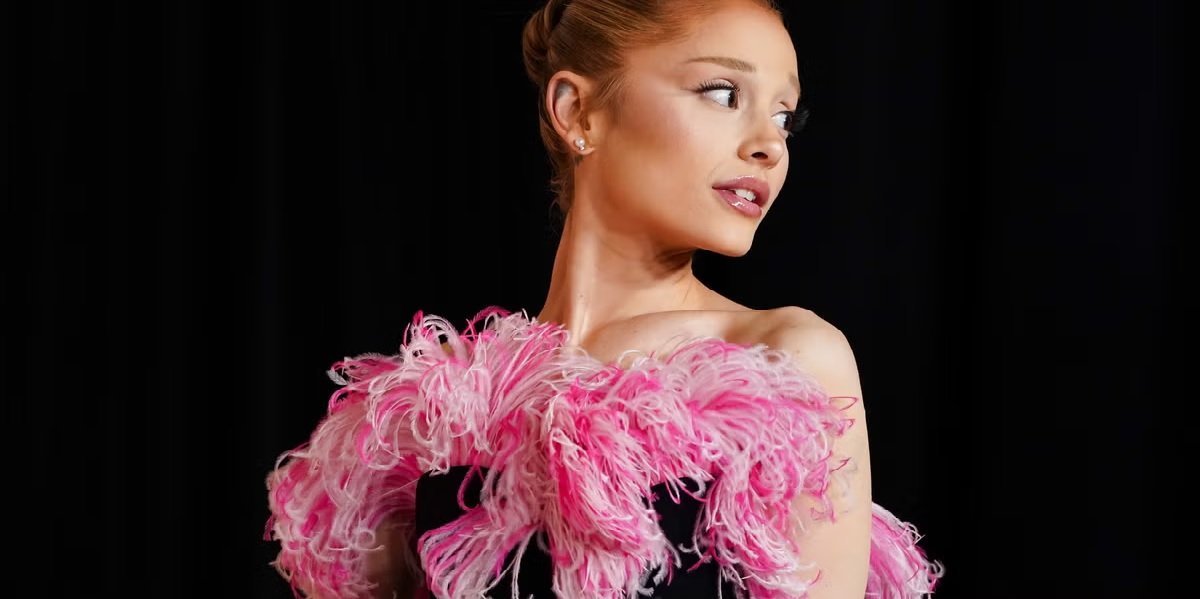 Ariana Grande: 10X Radiant Star Ascendant